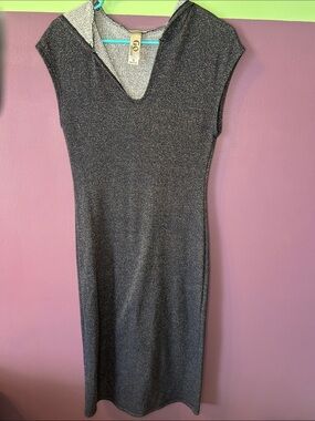 Go Couture Black Shimmer V-Neck Midi Dress
